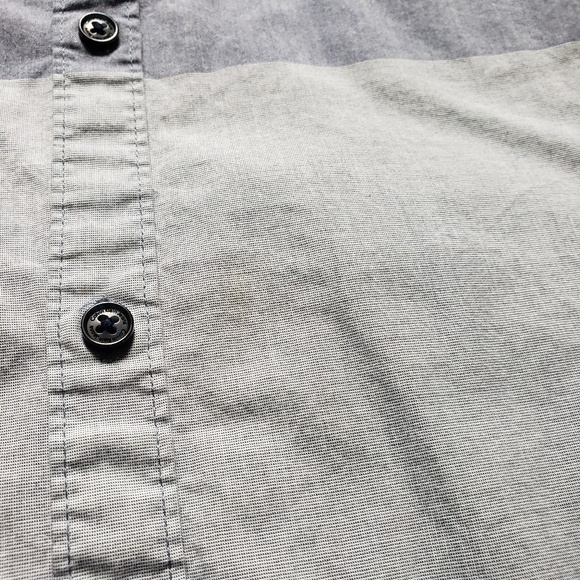 SALE!! Calvin Klein Jeans short sleeve shirt - Picture 7 of 8